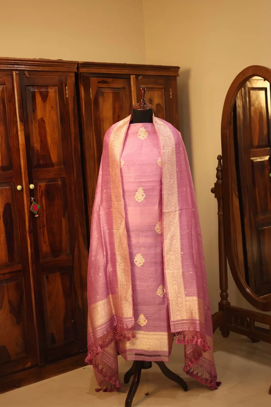 Pink Silk Saree with Gold Butti Pattern