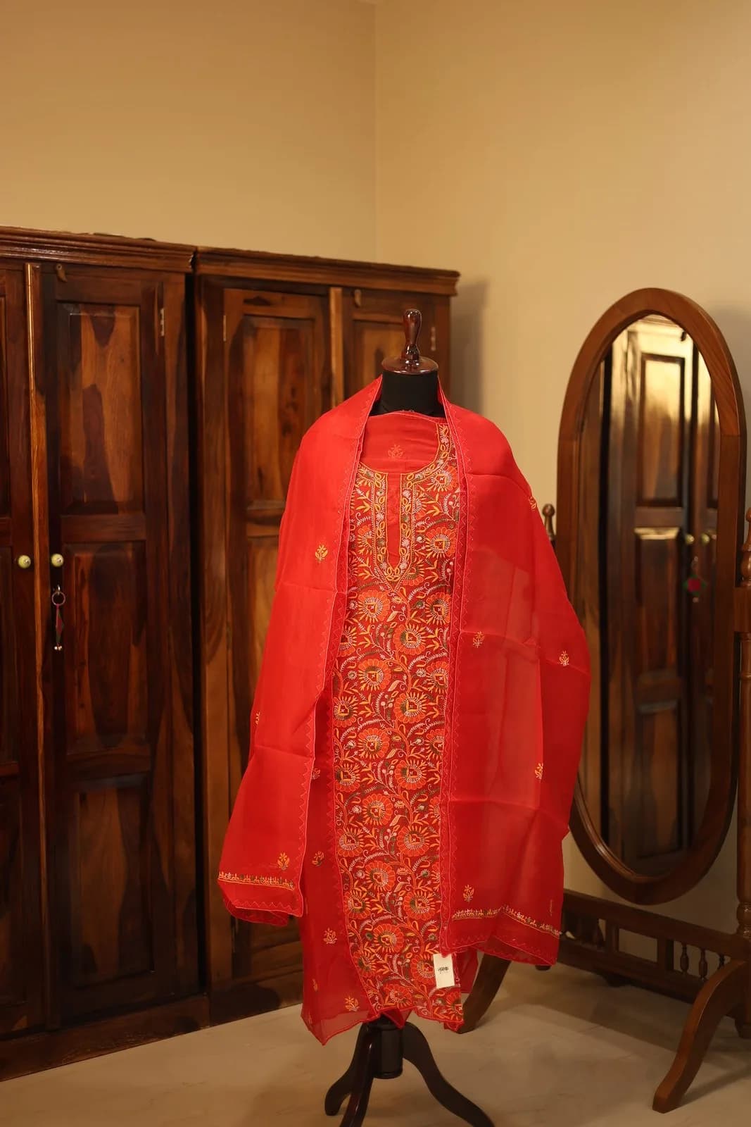 Red Sunflower Aari Mirror Suit